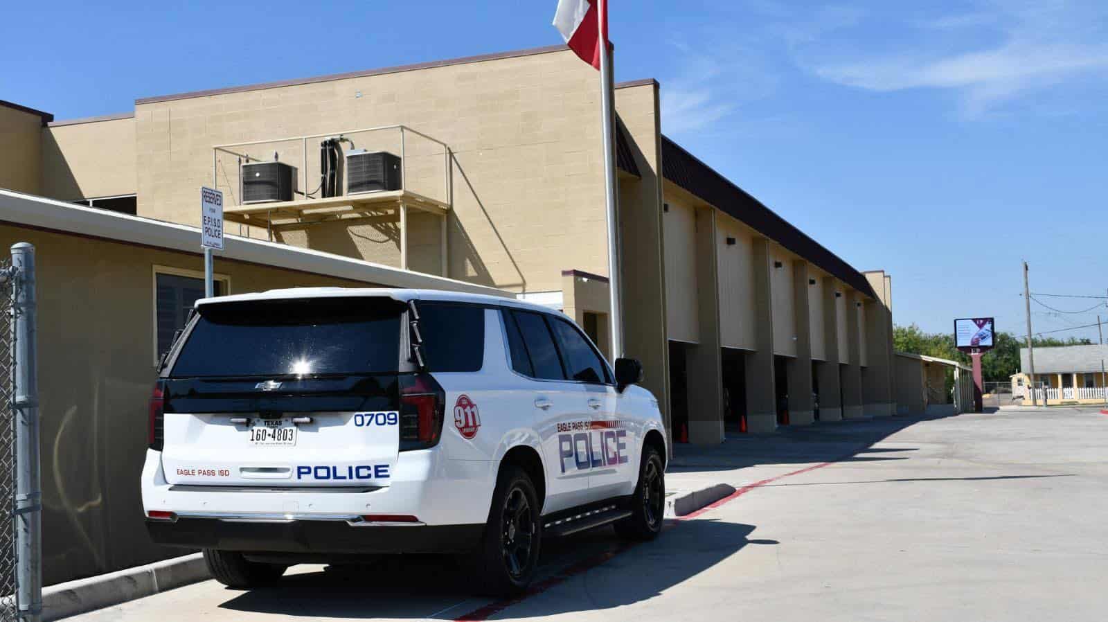 Amenazas falsas de tiroteo alarman a escuelas de Eagle Pass
