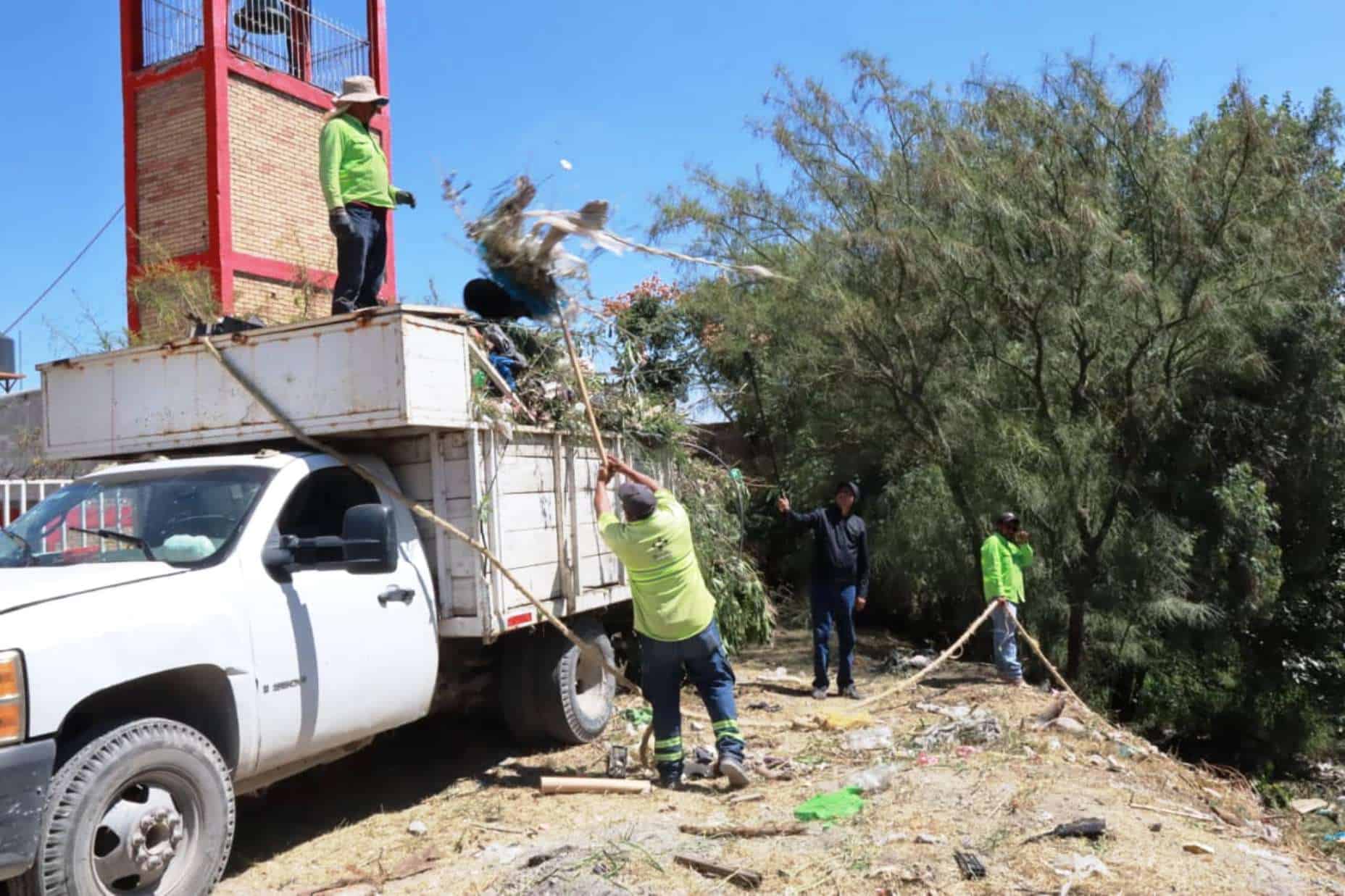Intensifican Limpieza en Arroyos de Saltillo para Prevenir Inundaciones