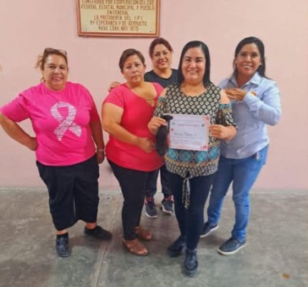 Donan cabello, regalan esperanza: Nava se une a causa contra el cáncer de mama