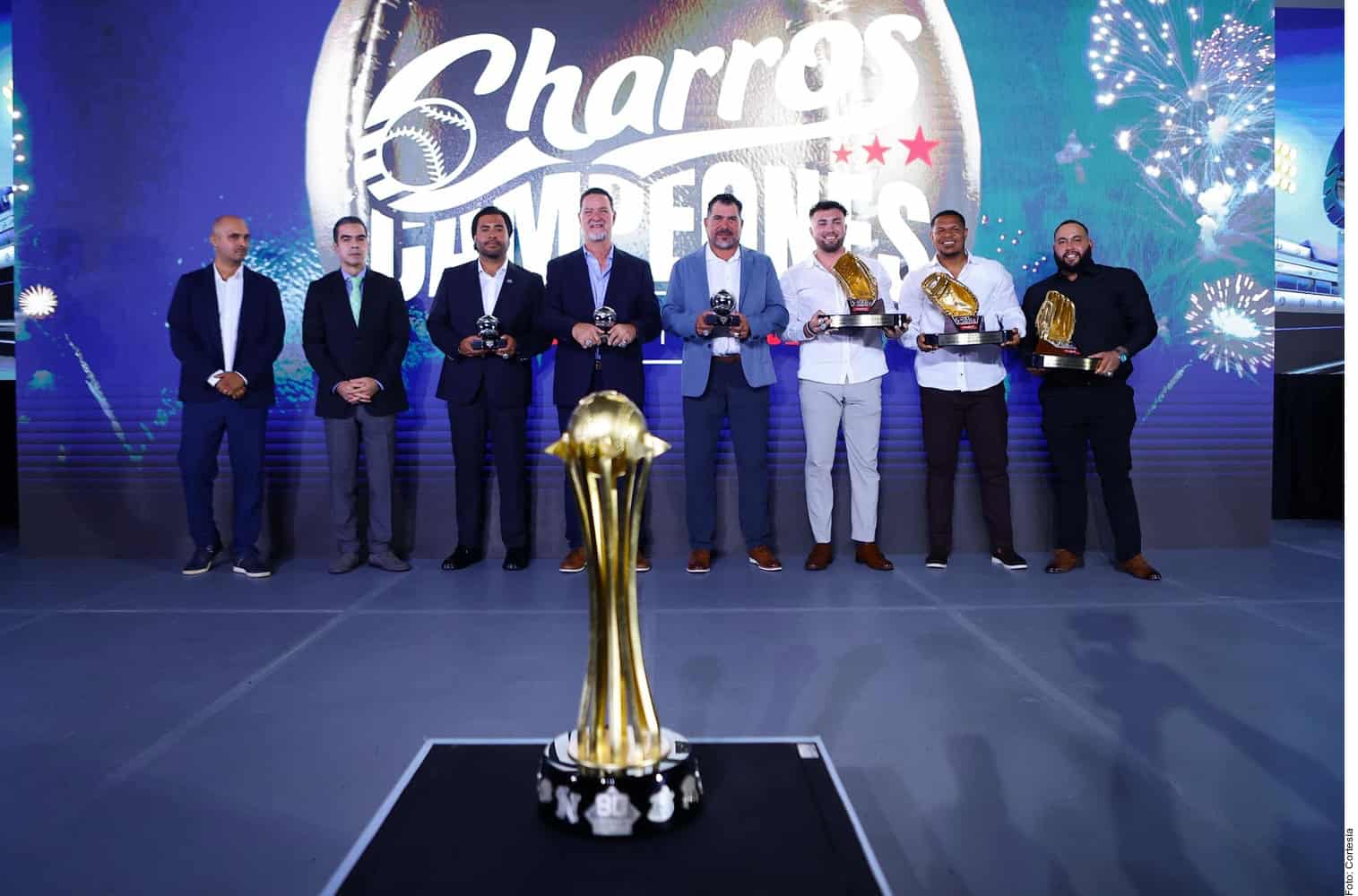 Premios y reconocimientos para los Charros de Jalisco en el Estadio Panamericano
