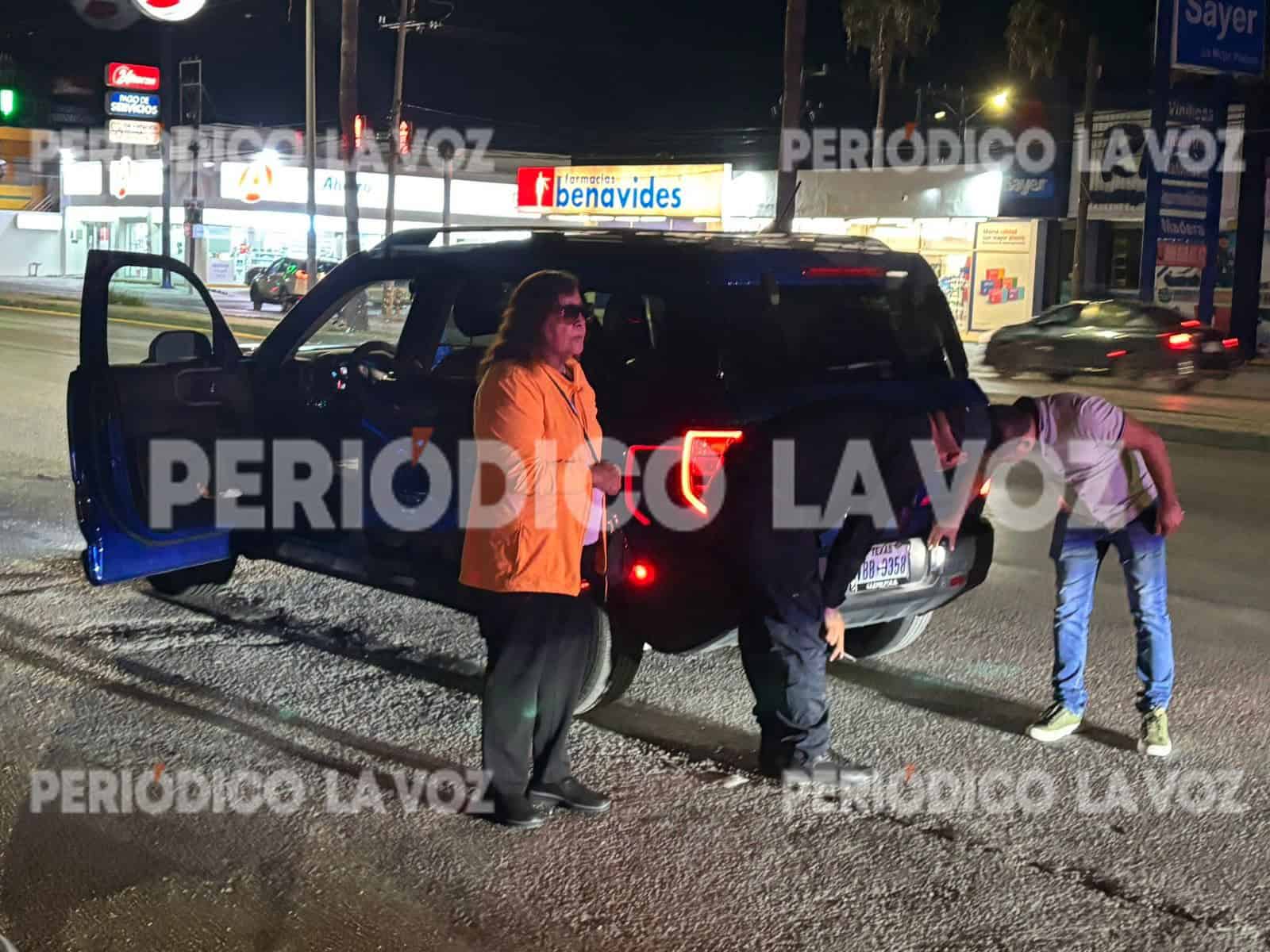 Joven conductora provoca colisión vehicular en Monclova