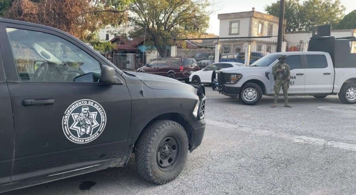 Droga y cuatro detenidos tras cateo en barbería de la colonia Central