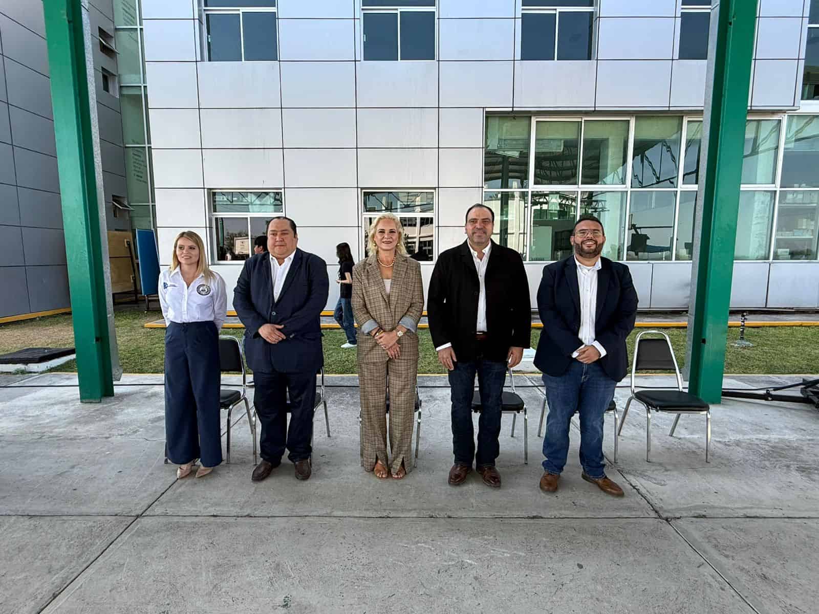 Reconocimientos y desarrollo regional en evento del Tecnológico Múzquiz en Coahuila