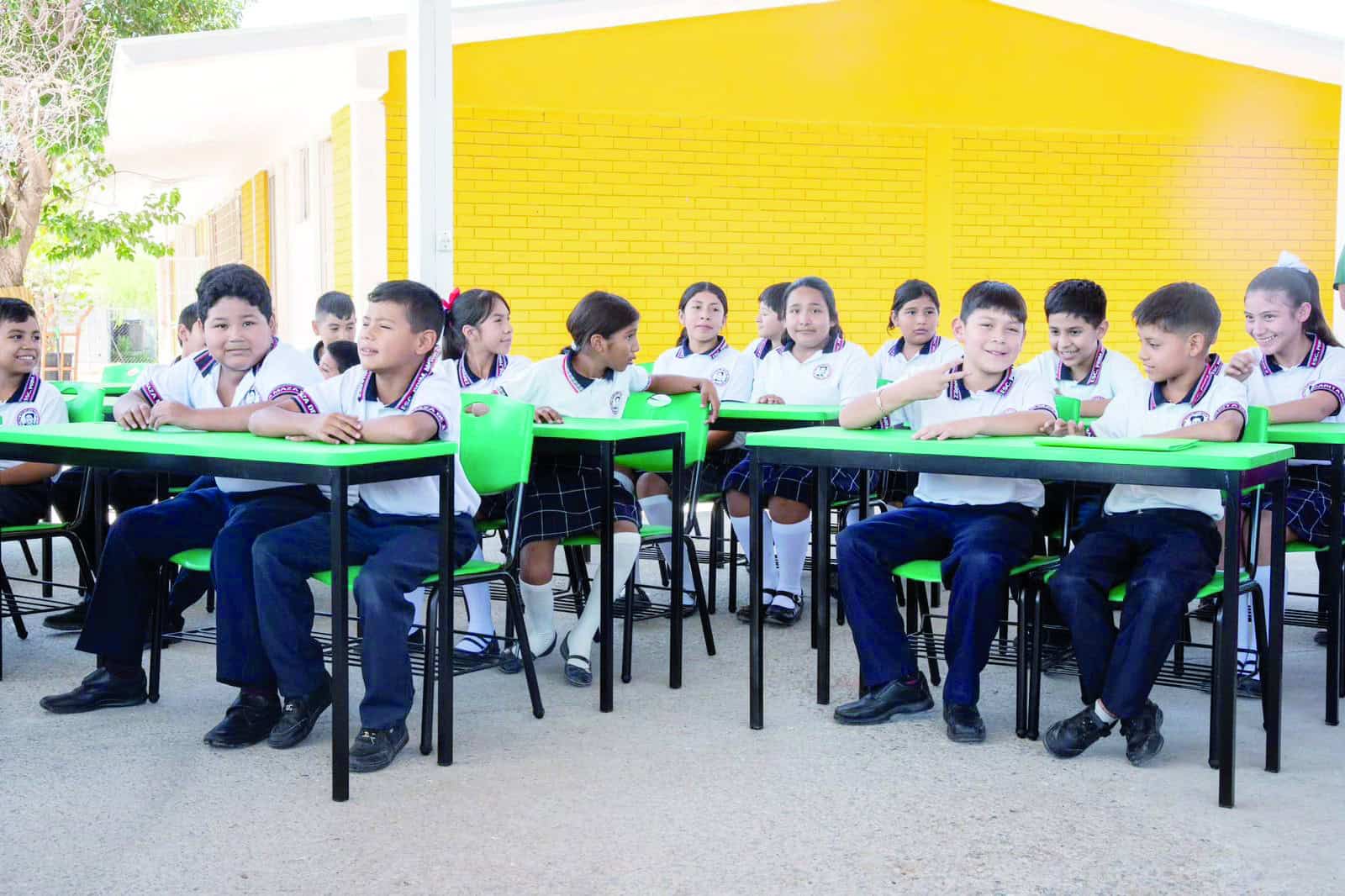 Apoyo educativo en ejidos de Castaños