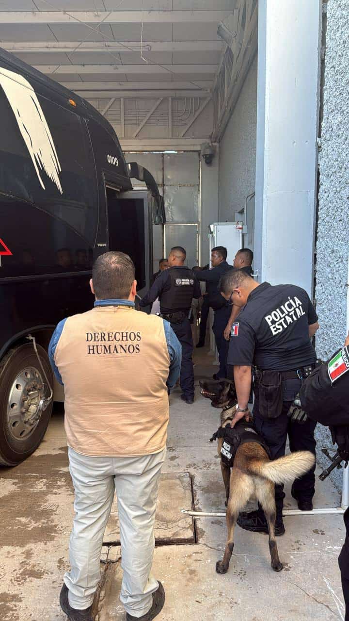 Llegan 150 reos al Cereso de Monclova...