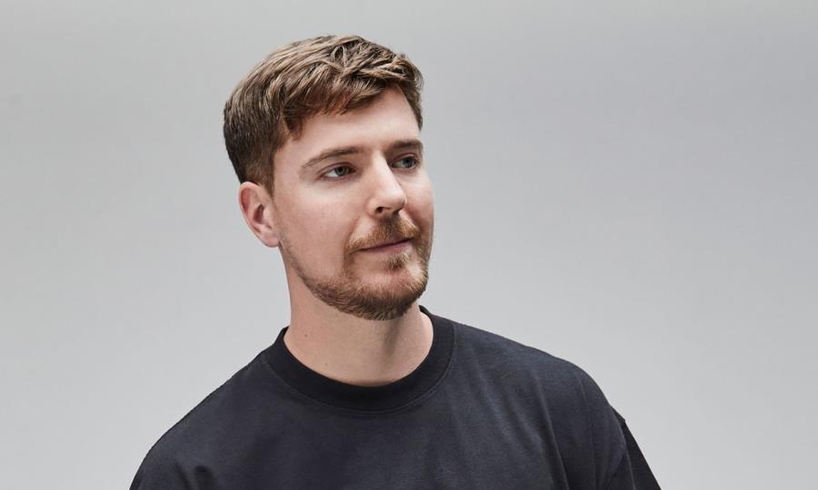 Críticas a Mr. Beast por poner en riesgo a participante en desafío con fuego