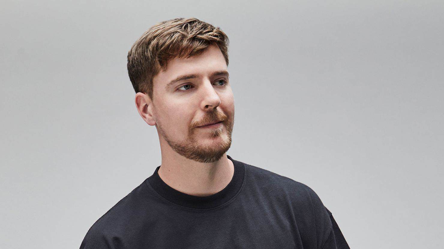 Críticas a Mr. Beast por poner en riesgo a participante en desafío con fuego