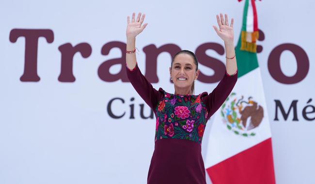 Claudia Sheinbaum planea unificar sistema de salud en México para 2027