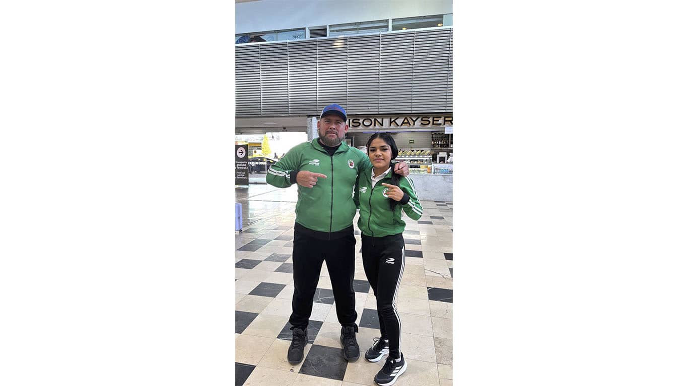 Boxeadora monclovense viaja a España para representar a México en BOXAM 2025