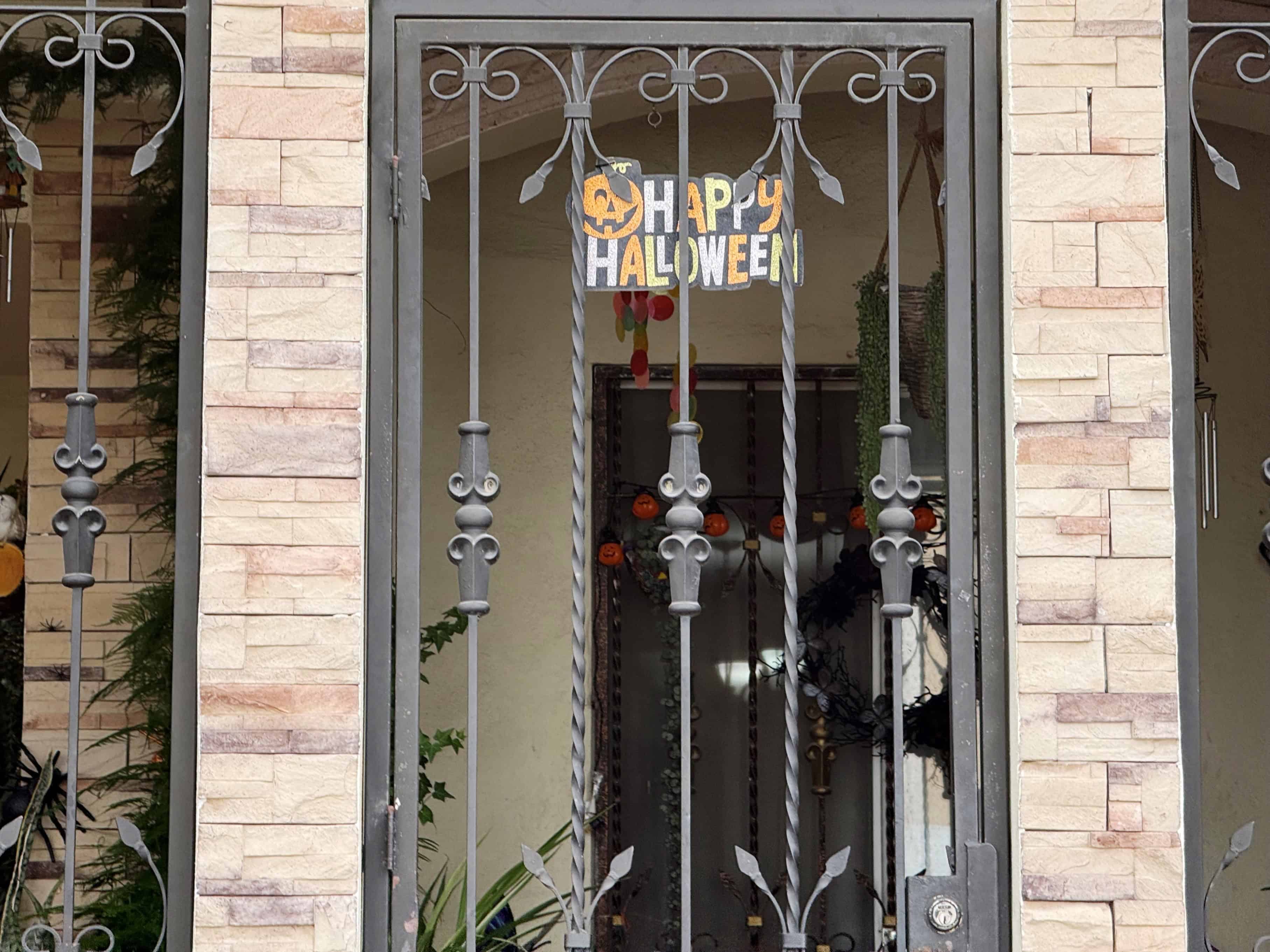 Baja en ventas de Halloween preocupa a comerciantes locales en Coahuila