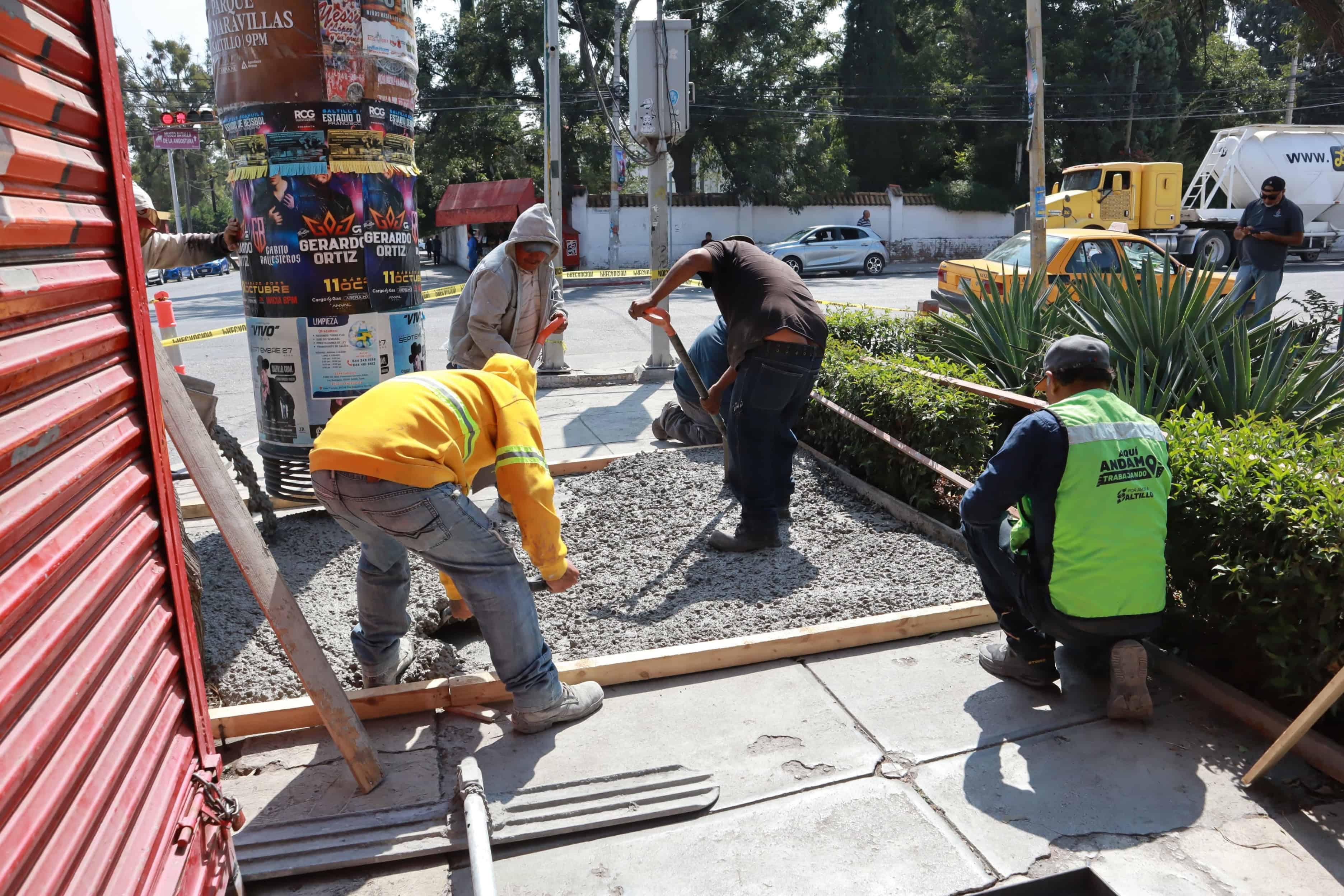 Mejora Urbana en Saltillo: Renovación de Aceras en Distrito Centro