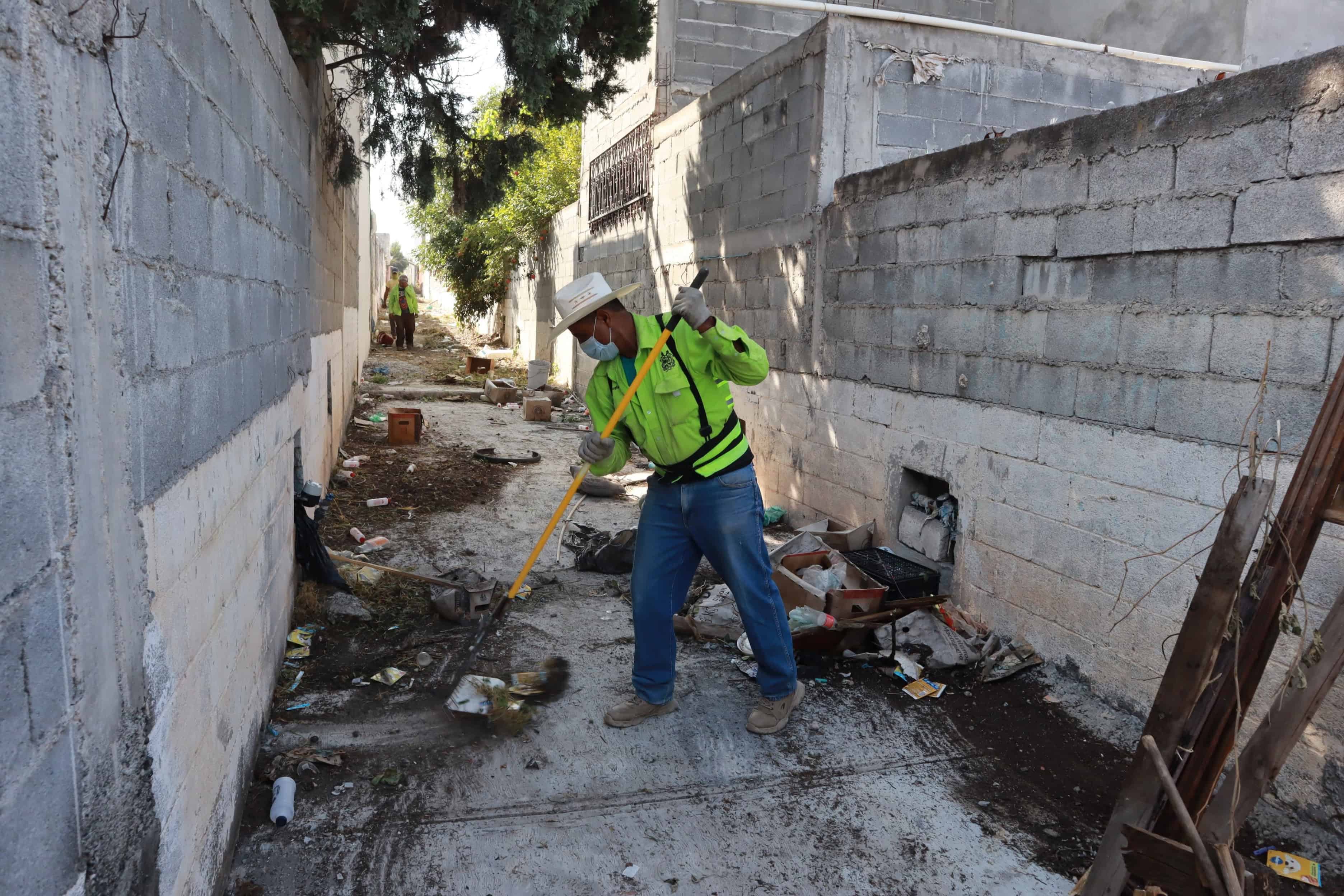 Mejora Urbana en Saltillo: Renovación de Aceras en Distrito Centro