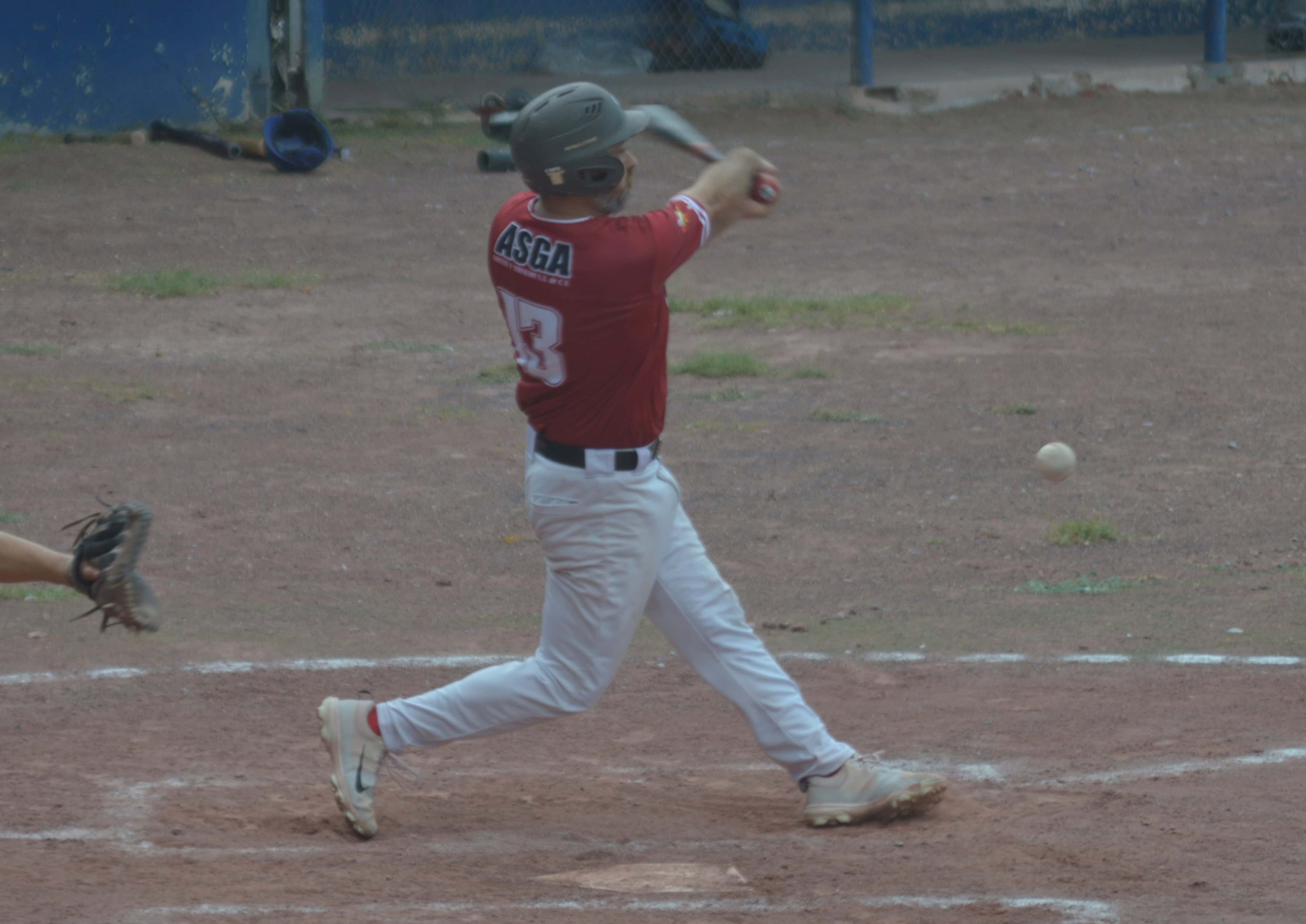 Serpientes superan a Gigantes en un emocionante duelo