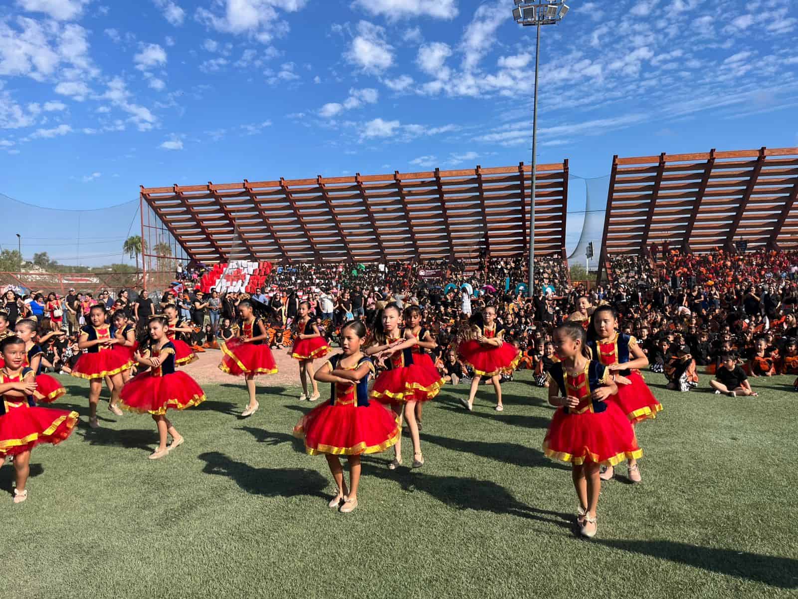 Ciudad Acuña da la bienvenida a la mariposa monarca con fiesta educativa y conciencia ambiental