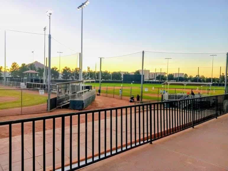 Che Cardona pone en alto a Villa Unión en Mundial de Béisbol de Veteranos