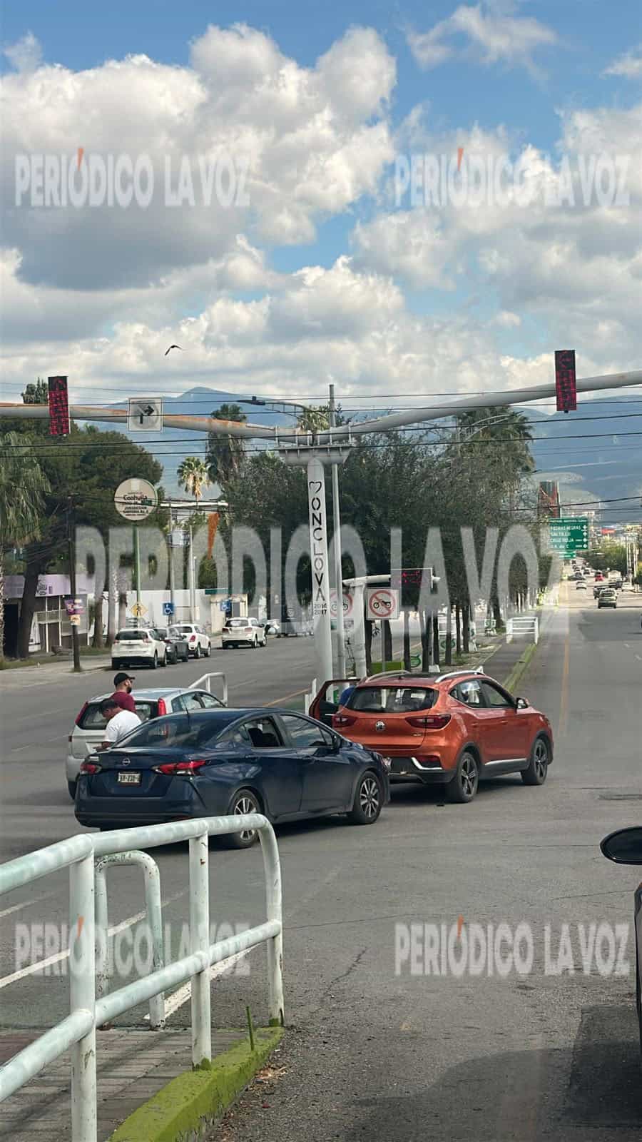 Choque por alcance en bulevar Francisco I. Madero genera congestión