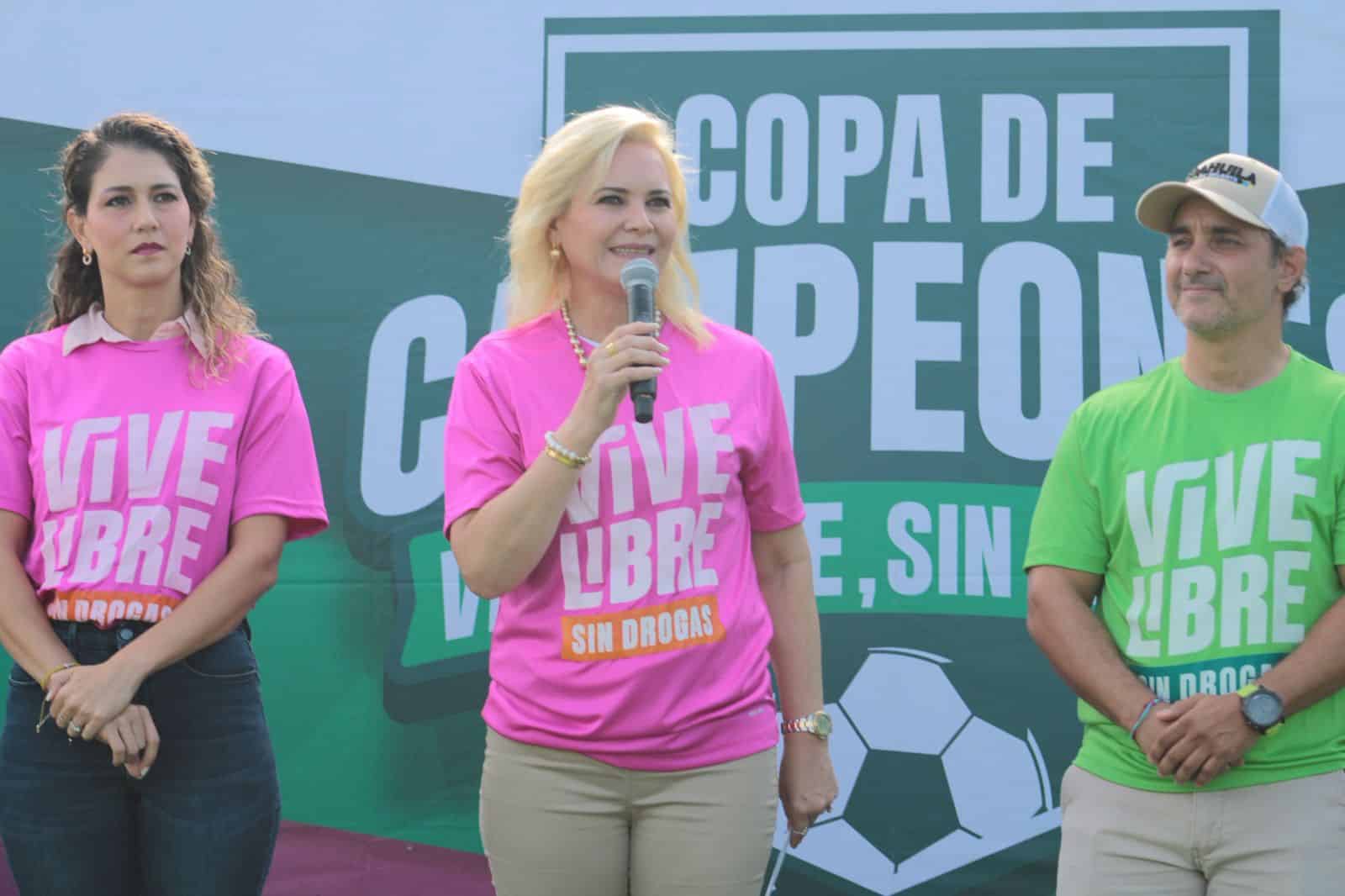 Alcaldesa resalta valor del deporte en Múzquiz