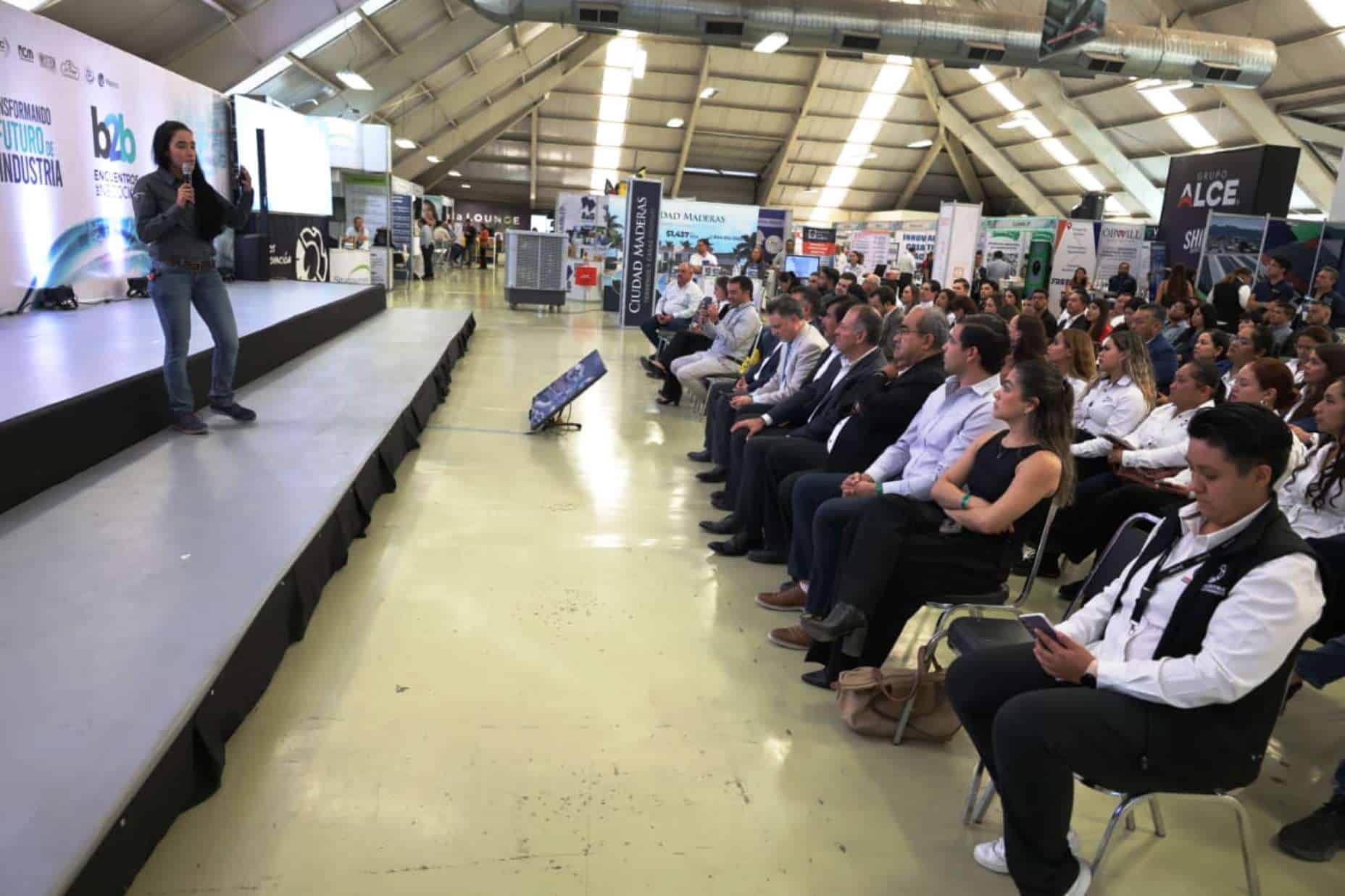 Gobierno Municipal de Saltillo premiado por Canacintra por su excelencia