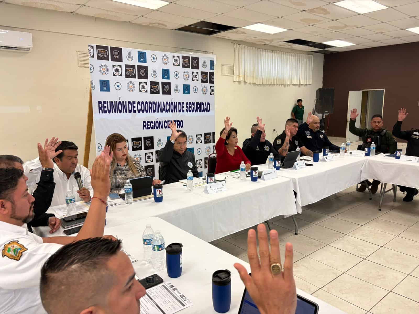 Fiscalía General Informa Avances en Reunión de Seguridad en Nadadores