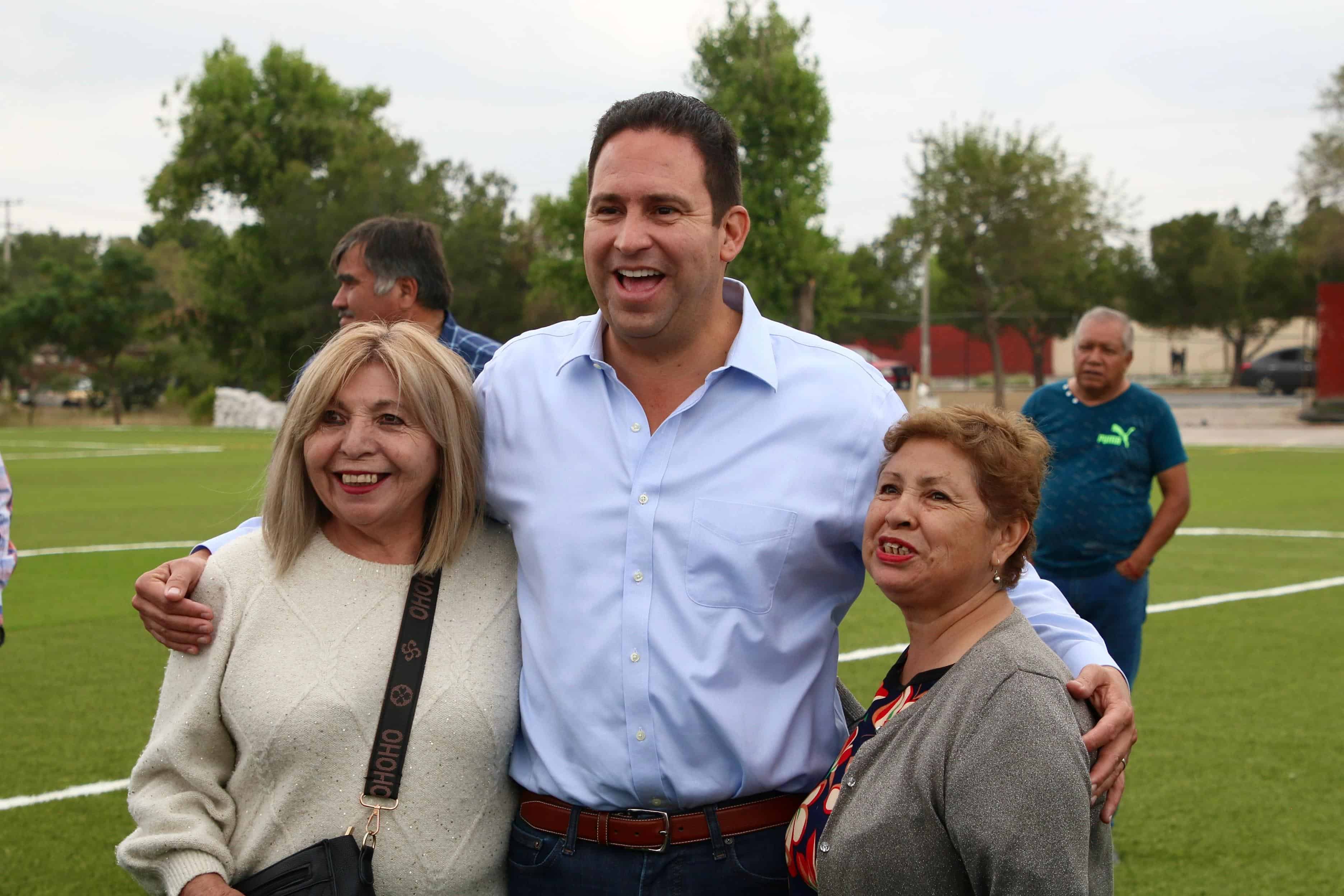 Supervisa alcalde obra en parque Carlos R. González