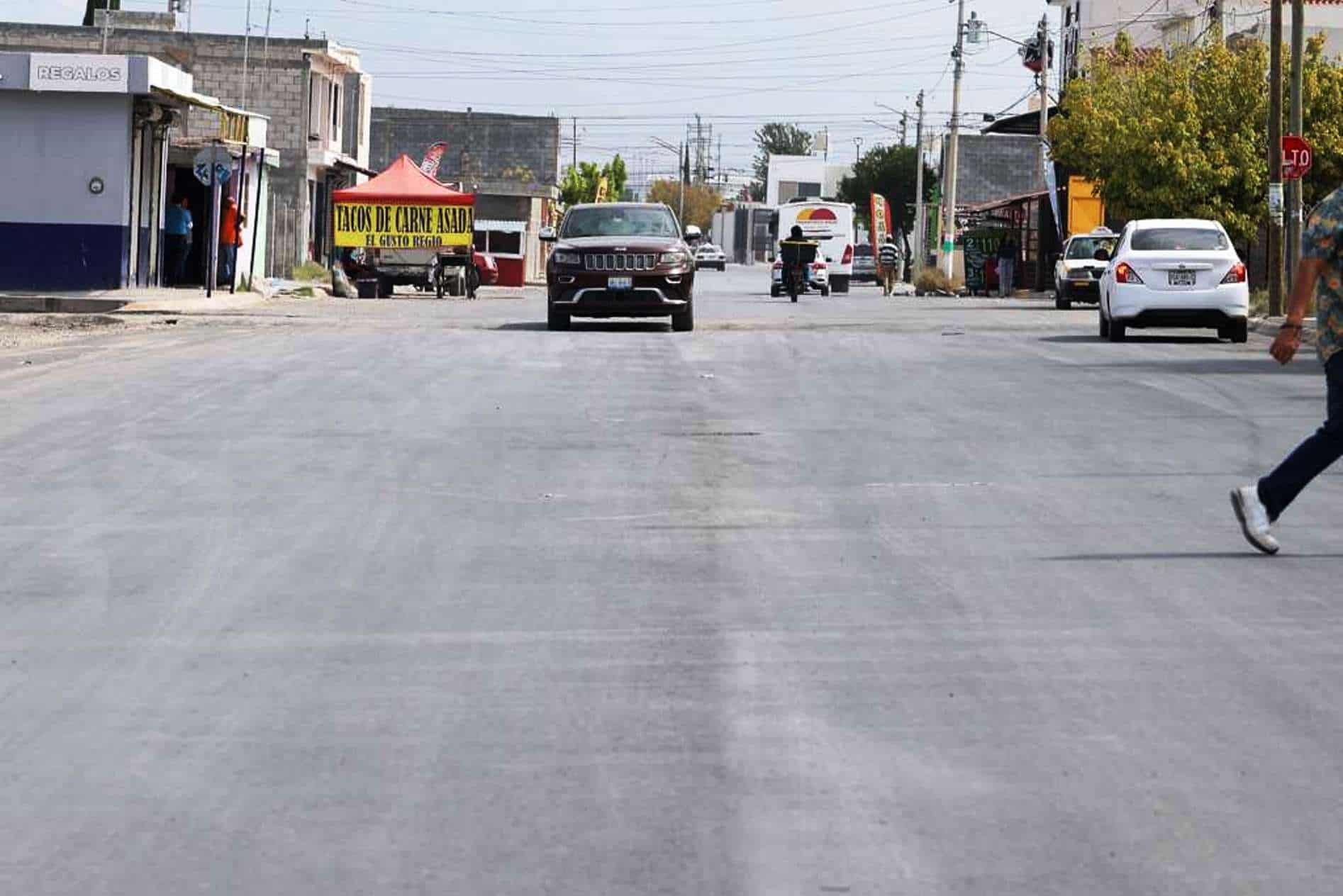 Lleva Javier Díaz pavimentación al oriente de Saltillo