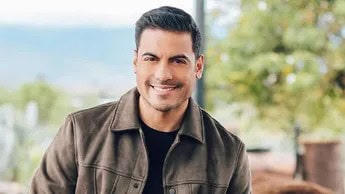 Carlos Rivera encuentra consuelo en ¿Quién es la Máscara? tras la muerte de su padre