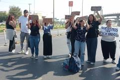 Bloqueo en Bulevar Venustiano Carranza por Estudiantes de Vizcaya Saltillo