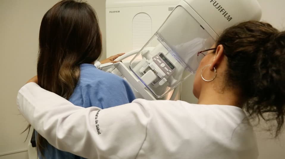 Disminuyen a la mitad los casos de cáncer de mama en Coahuila