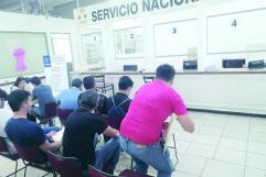Alta demanda de empleo en jornada de contratación de Fasemex