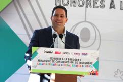 Alcalde de Saltillo inicia construcción de techumbre en escuela primaria General Andrés S. Viesca