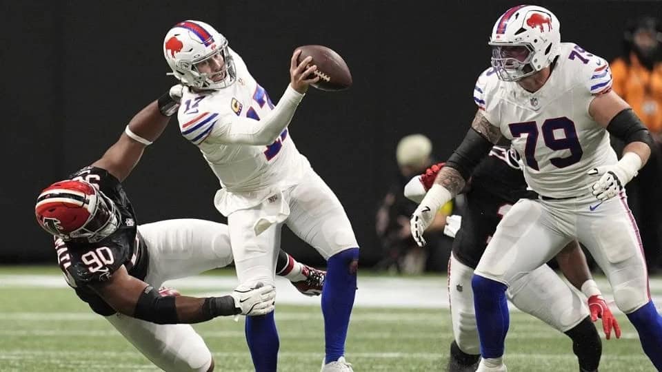 Atlanta Falcons sorprende al vencer a Buffalo Bills en la NFL 2025