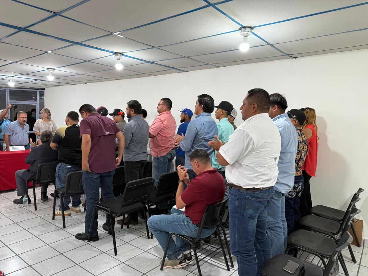 Canacar respalda formación en Cecati No. 9 para operadores de autotransporte