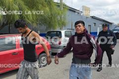Policía Preventiva Municipal detiene a dos hombres por intento de robo en Monclova