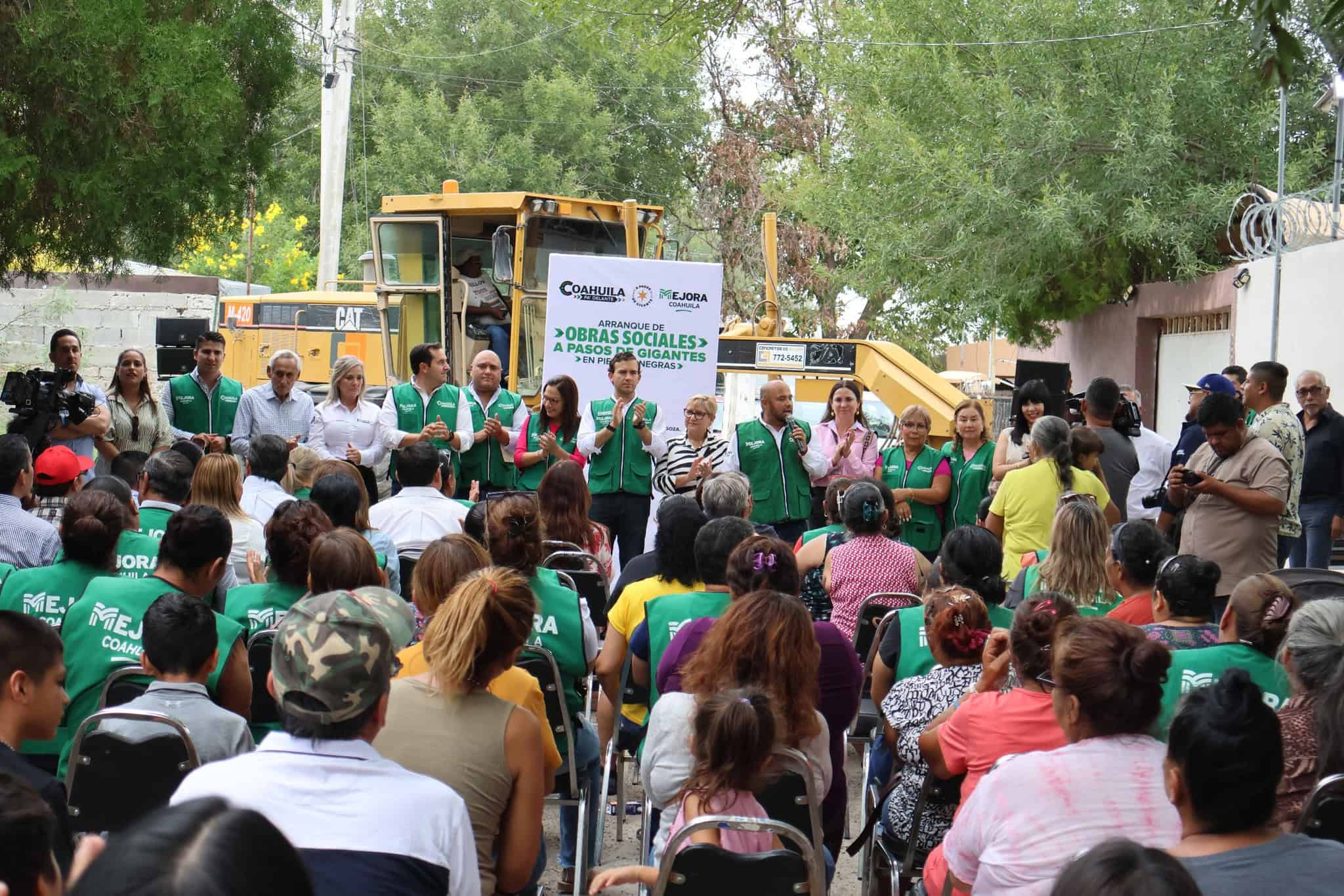 Arranca pavimentación en la colonia Presidentes con apoyo de Mejora Coahuila