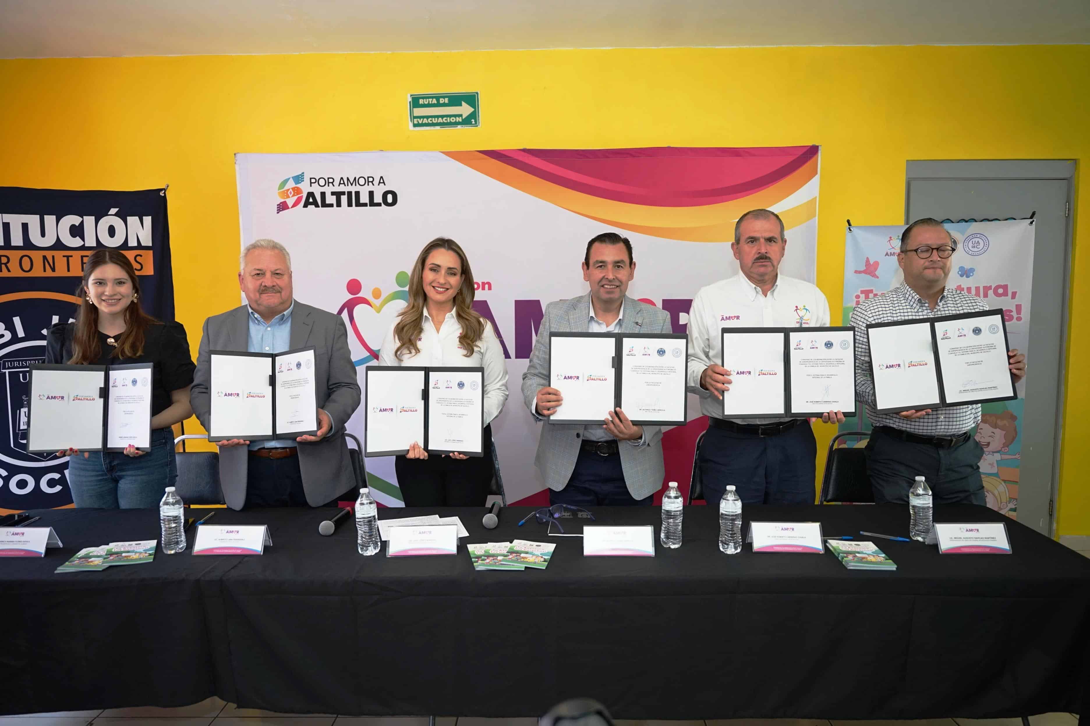 Luly López Naranjo presenta libro "Tu Aventura, Tus Derechos" junto a la Facultad de Jurisprudencia