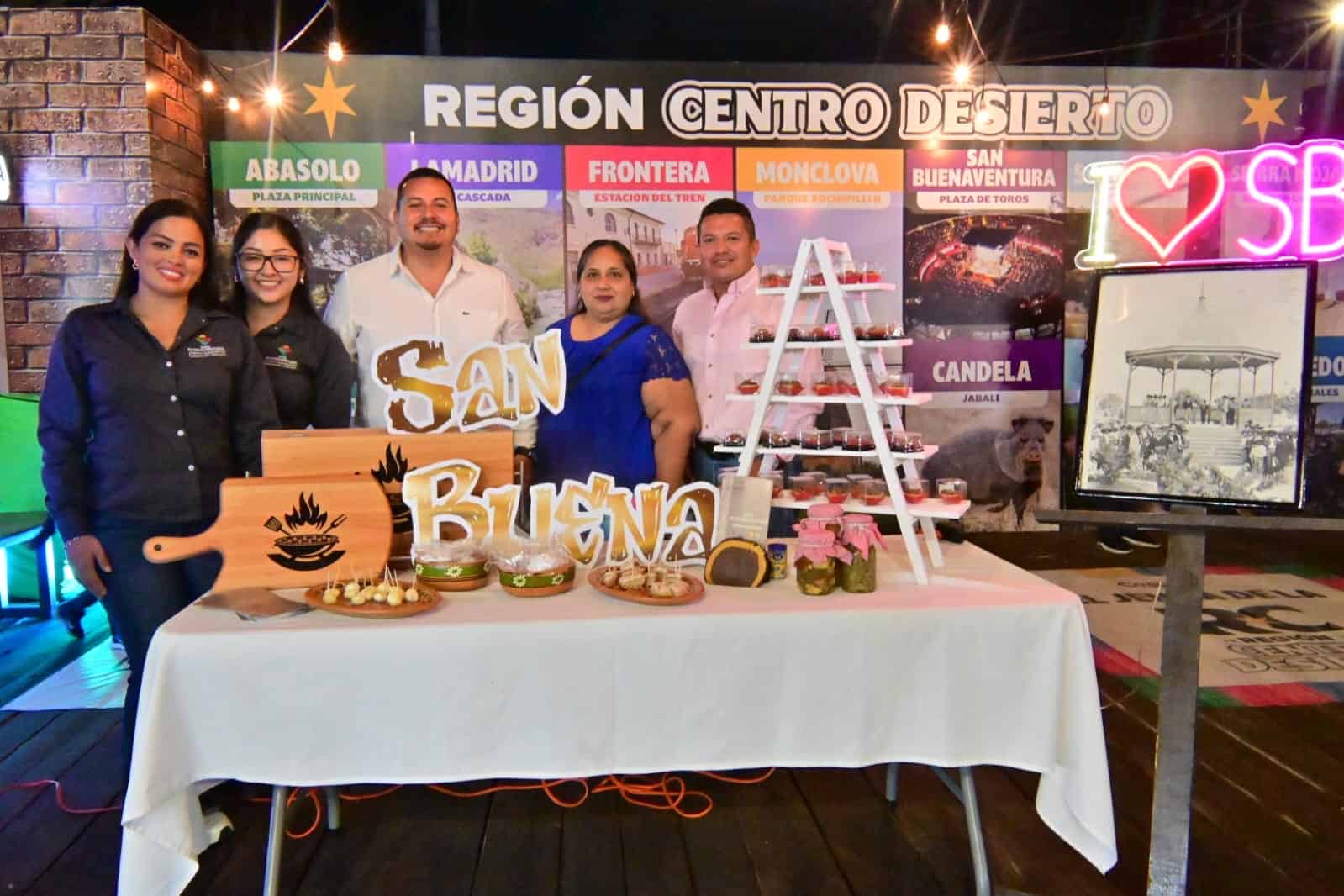 Alcalde de San Buenaventura destaca en Feria Monclova 2025