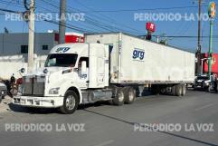 Servicios afectados tras accidente de tráiler en Monclova