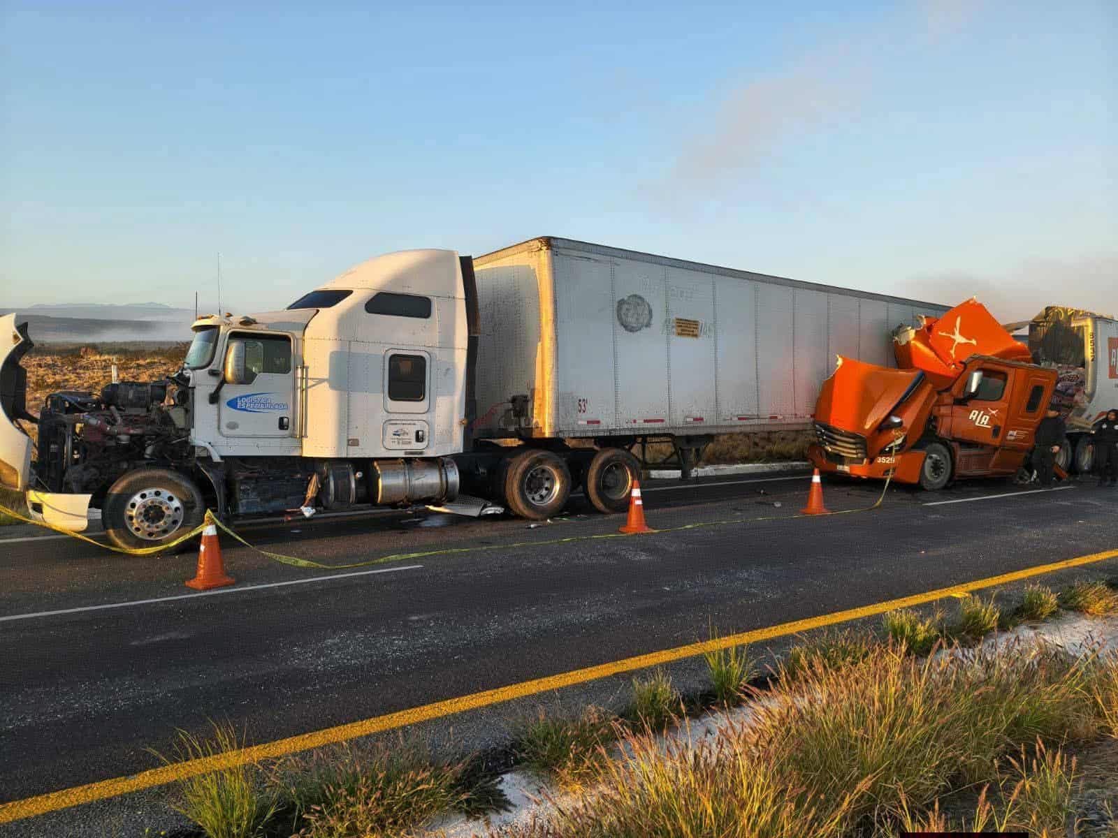 Fatal accidente en carretera Saltillo: trailero atropellado por otro vehículo