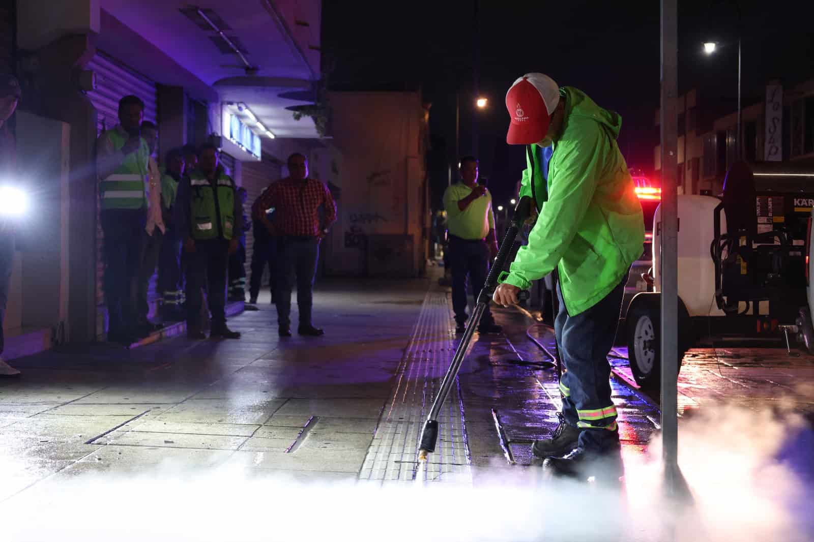 Trabajos Nocturnos de Limpieza Mejoran Seguridad en Saltillo