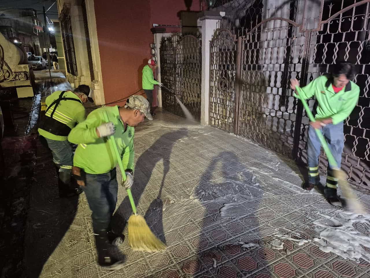 Trabajos Nocturnos de Limpieza Mejoran Seguridad en Saltillo