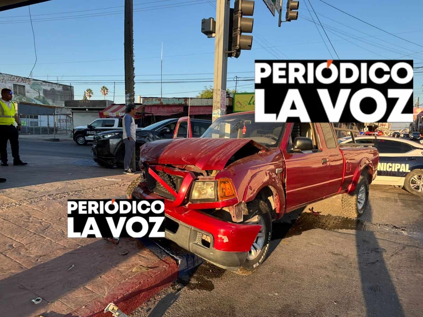 Deja a nieto en la escuela y lo chocan