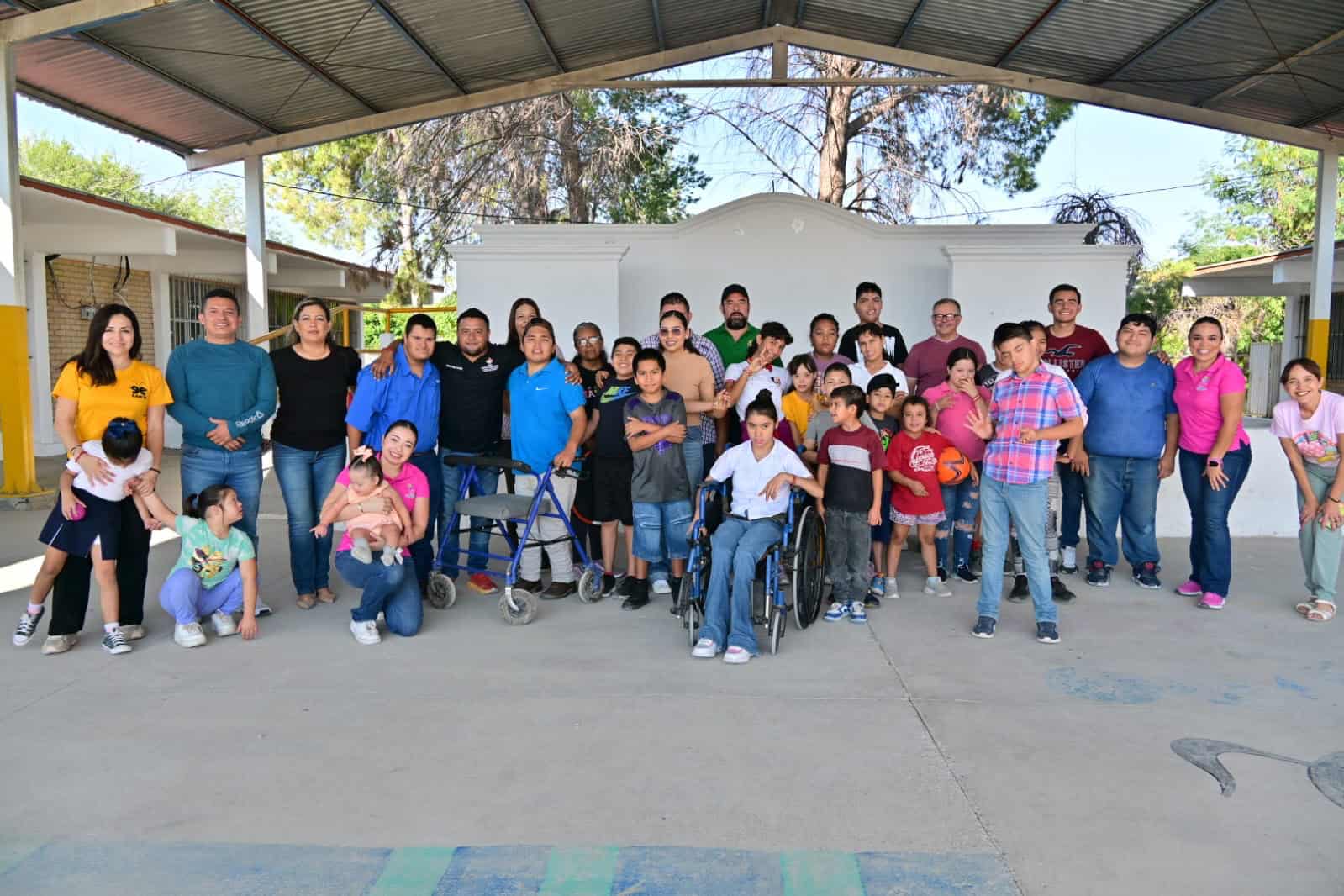 Jornada de Convivencia y Activación Física: Alumnos del CAM 16 en San Buenaventura Participan en Evento Inclusivo