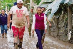 Sheinbaum supervisa labores de apoyo en Veracruz tras devastadoras inundaciones