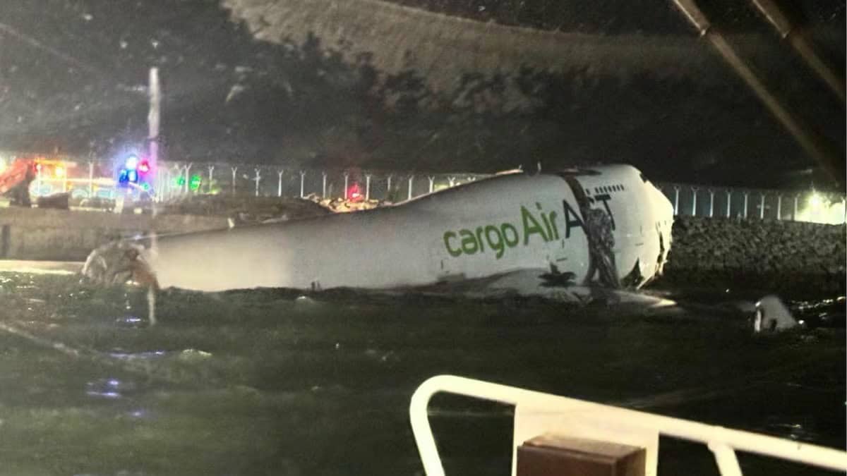 Colisión fatal en Hong Kong: Avión de carga impacta contra vehículo en pista norte