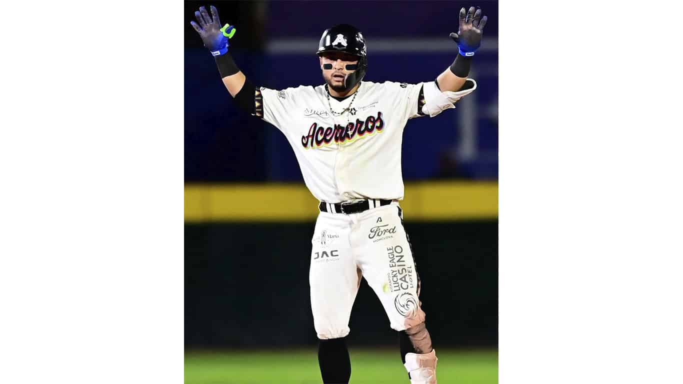 Juan Mora de los Acereros de Monclova, elegido como Novato del Año