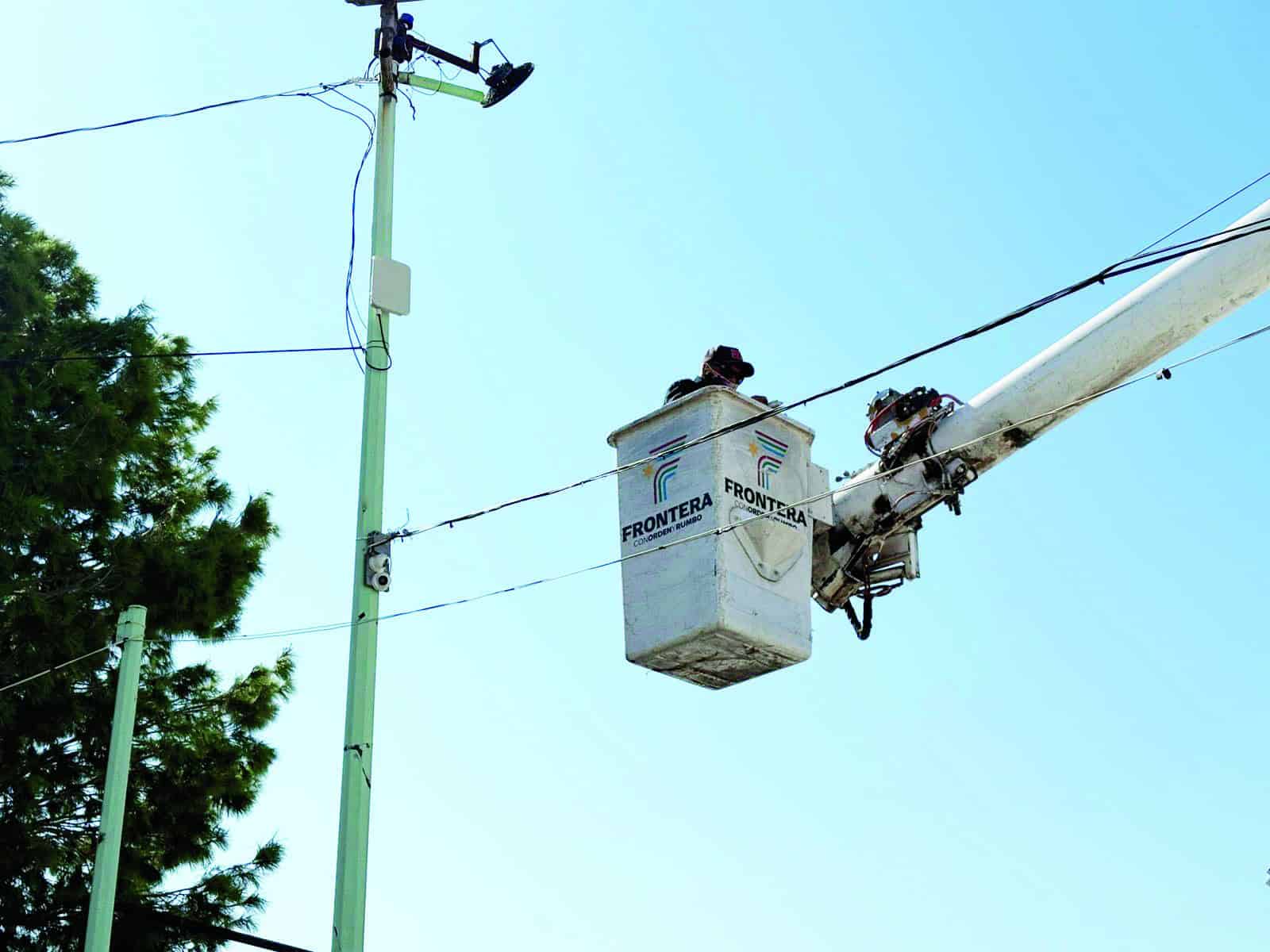 Alcaldesa de Frontera denuncia robo de cableado en Frontera