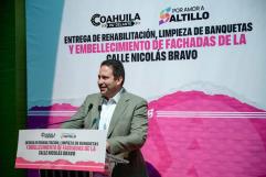 Alcalde de Saltillo impulsa embellecimiento de fachadas y accesibilidad