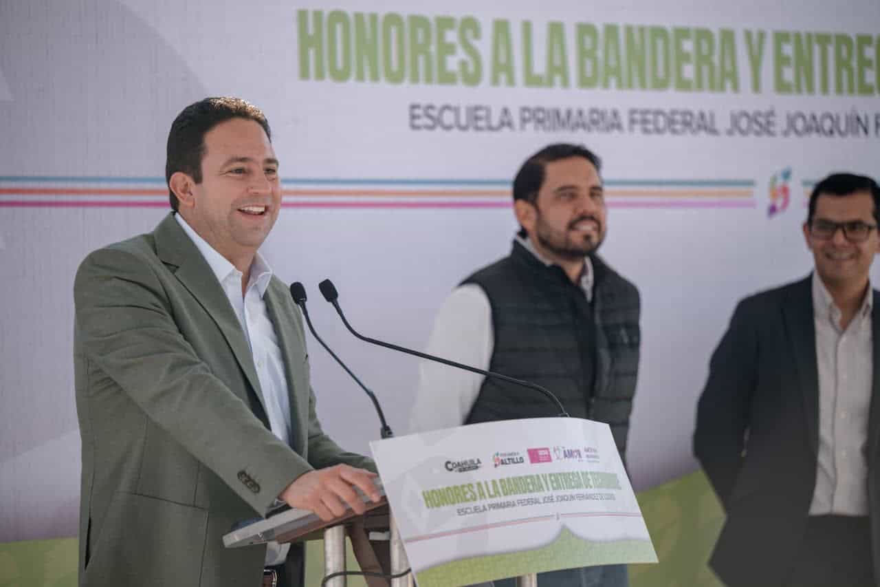 Inversión educativa: Techumbre de 480 metros cuadrados en Escuela Primaria de Saltillo