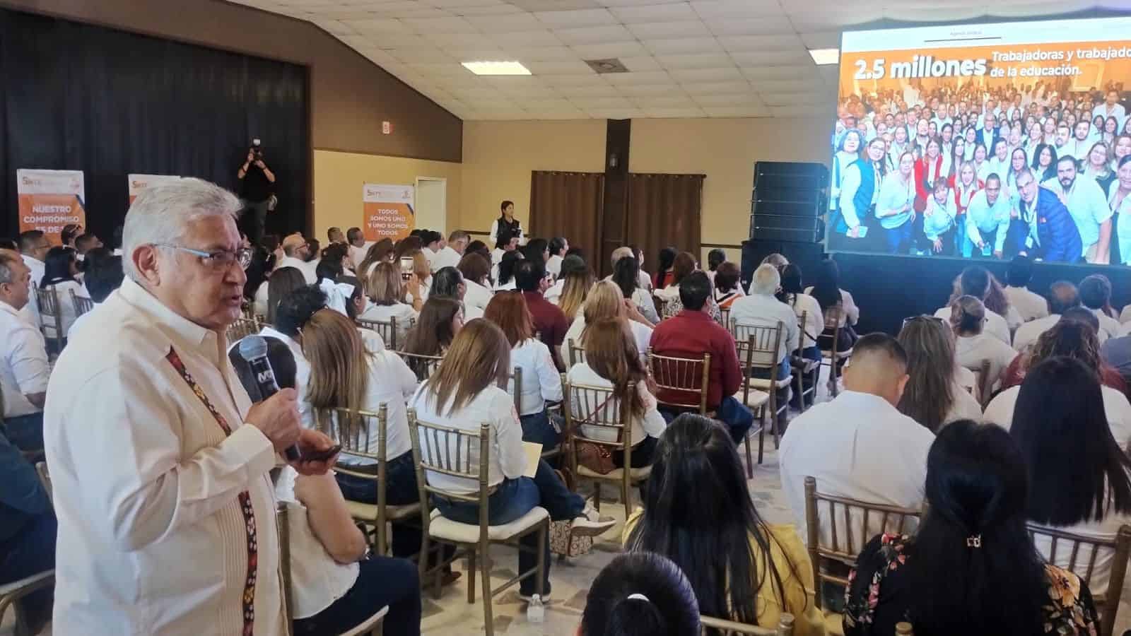SNTE anuncia posible clínica del ISSSTE en Acuña para mejorar atención médica a docentes