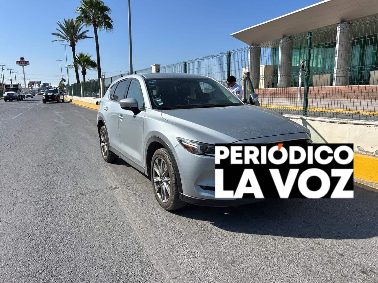 Director de FCA provoca accidente y lesiona a mujer